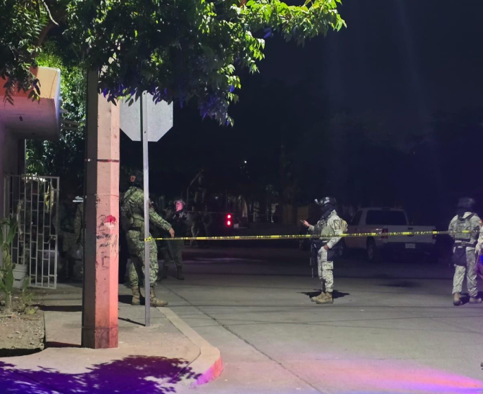 Termina en un hospital tras ser atacado a balazos