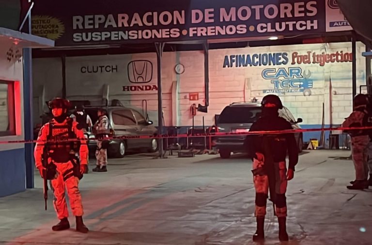 Deja un muerto y un herido ataque a balazos en taller automotriz