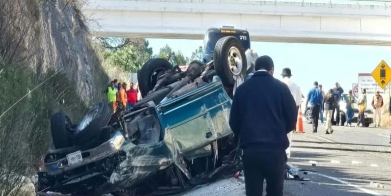 Fallecen 4 tras accidente en la Mazatlán-Durango
