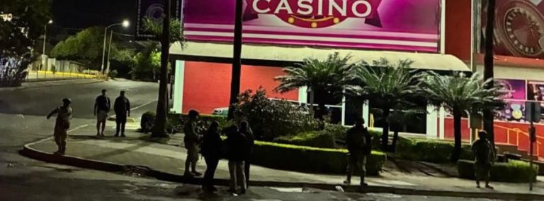 Atacan a balazos casino y gasolinera en Culiacán