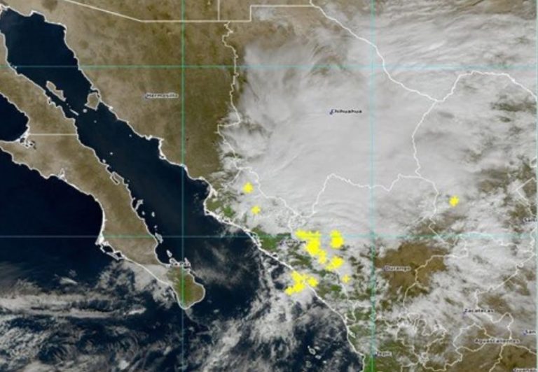 Lluvias intensas durante la noche y madrugada al sur de Sinaloa