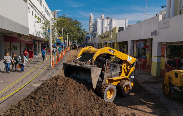 Inicia la primera etapa de reparación de calles en el Centro