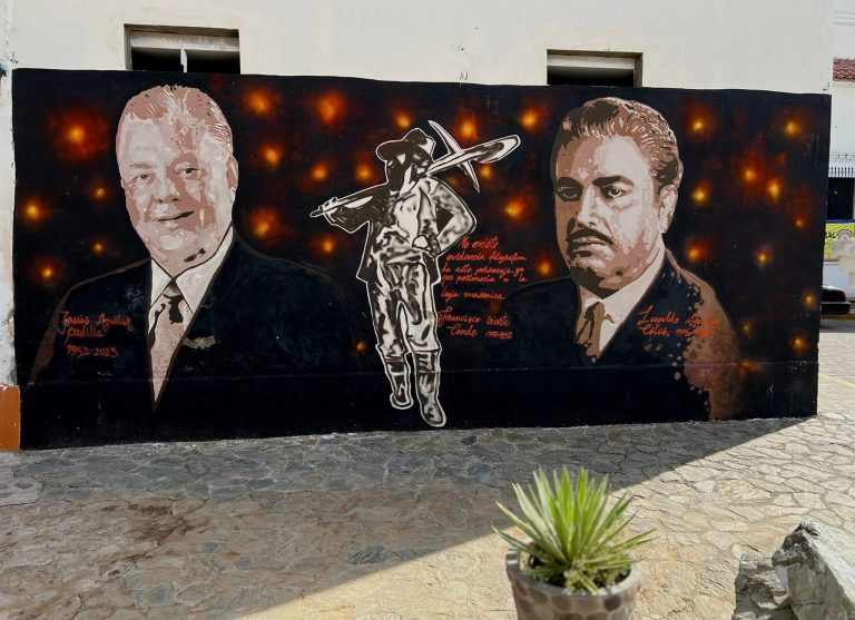 El arte urbano que da identidad a Cosalá se conserva