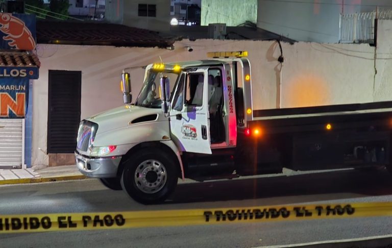 Asesinan a copiloto de grúa; privan de la libertad a chofer