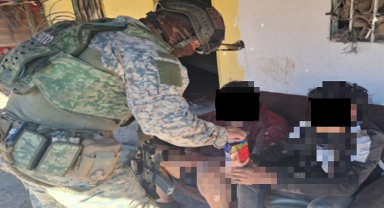 Rescatan militares a 2 en Villa Juárez, Navolato