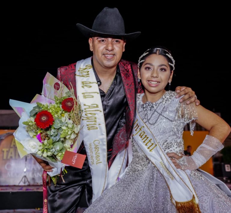 ‘El Chiras’ y Eileen Cruz son los nuevos soberanos del Carnaval de Mazatlán