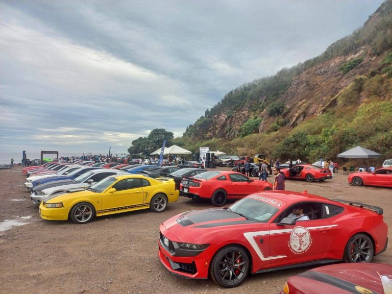 Reúne Mazatlán Mustangs de más de 70 ciudades