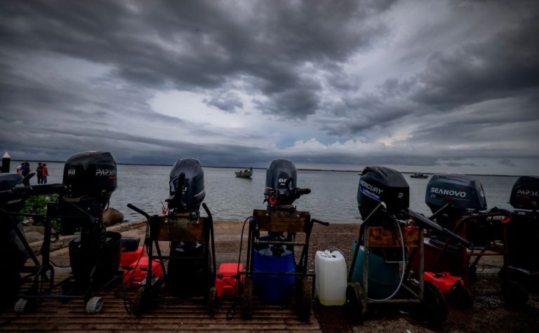 Abiertas ventanillas para apoyos de embarcaciones y motores marinos