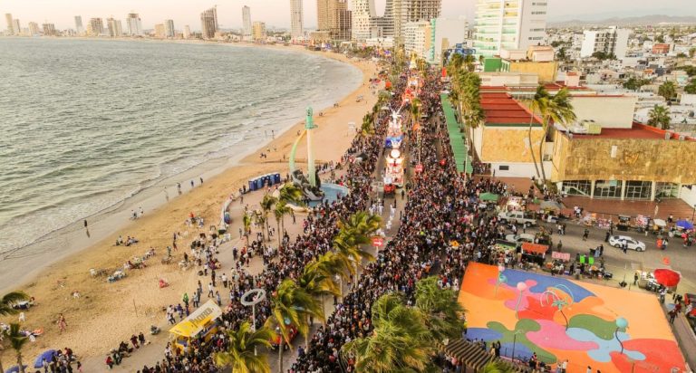 Deja Carnaval Mazatlán mil 580 millones al puerto
