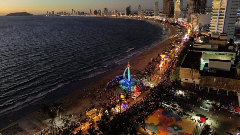 Logra Carnaval Mazatlán nuevo récord: 1.3 millones de asistentes