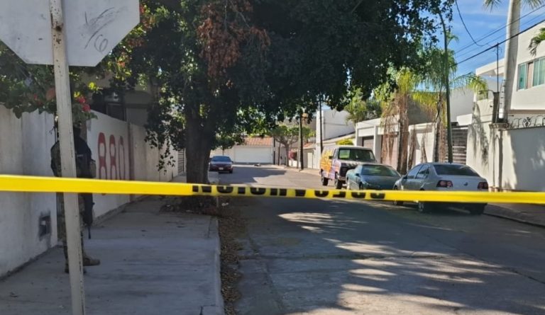 Encuentran cadavér en una calle de la Chapultepec