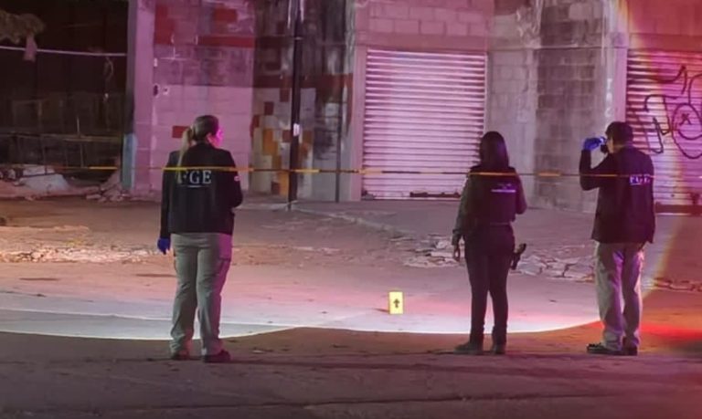 Lo encuentran asesinado en el estacionamiento de la capilla de Malverde
