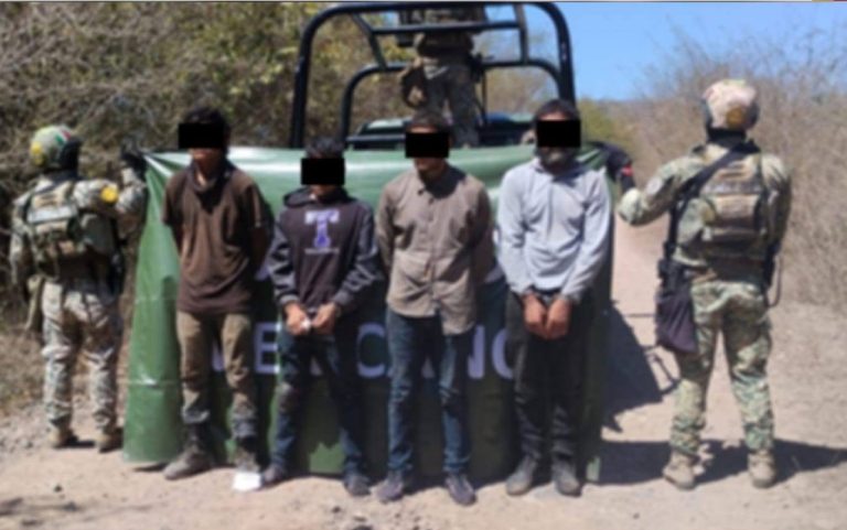 Capturan a cuatro hombres armados en operativo en Elota