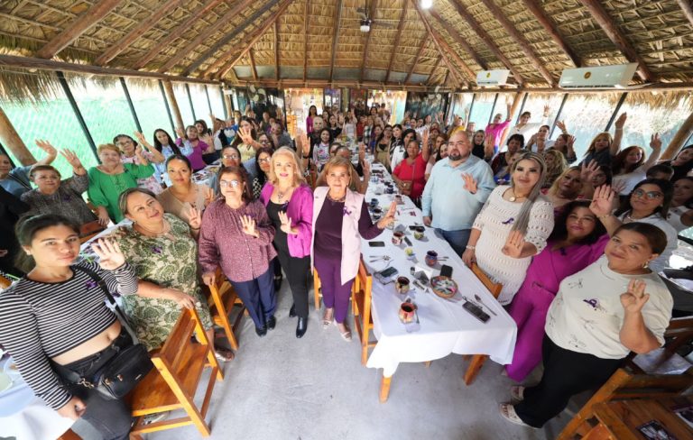 Las mujeres somos capaces de derribar todas las barreras: Tere Guerra