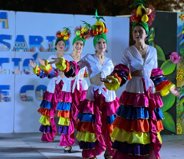 Celebra Cosalá sus 464 años de historia