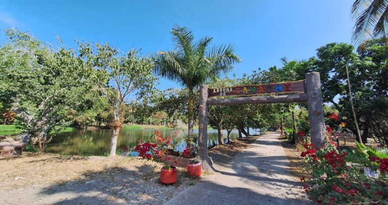Laguna de Canachi, sitio predilecto para Semana Santa