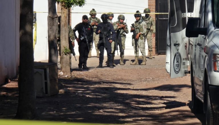 Hallan cadáver envuelto en una sábana en Villa Fontana