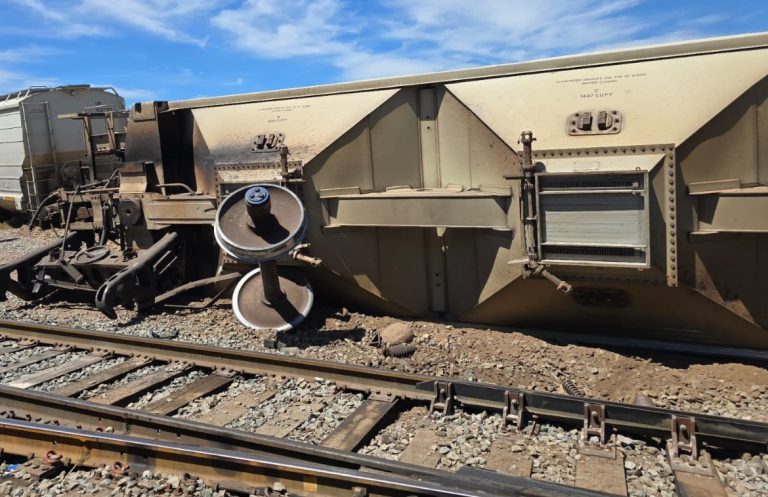 Se descarrila tren de carga en Culiacán