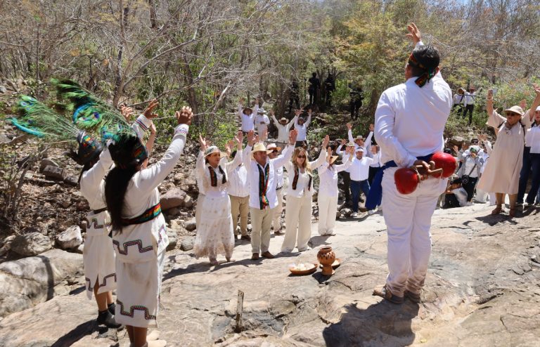 Recuerda Navolato a Huitzilopochtli en equinoccio