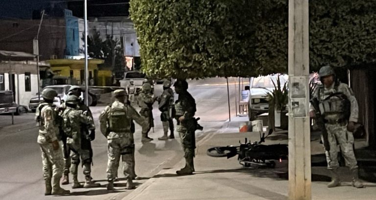 Balean a motociclista en la López Mateos; termina en hospital