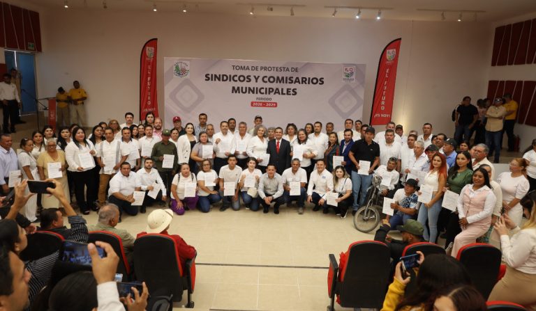 ‘Se suman’ ex alcaldes Rigo, Evelio, Eliazar … a toma de protesta de síndicos