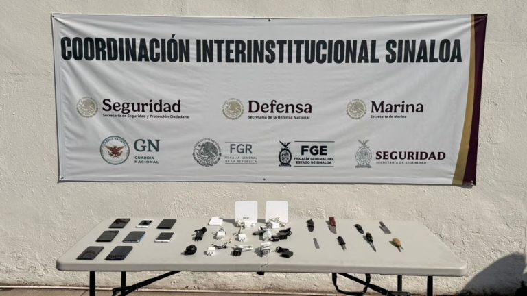 Decomisan en penal de Aguaruto celulares, puntas y módems