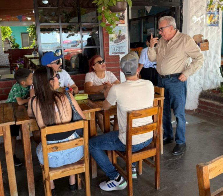 Garantiza Rocha desde Altata seguridad en centros vacacionales