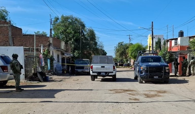 Encuentran muerto a adulto mayor en su casa; tenía disparos