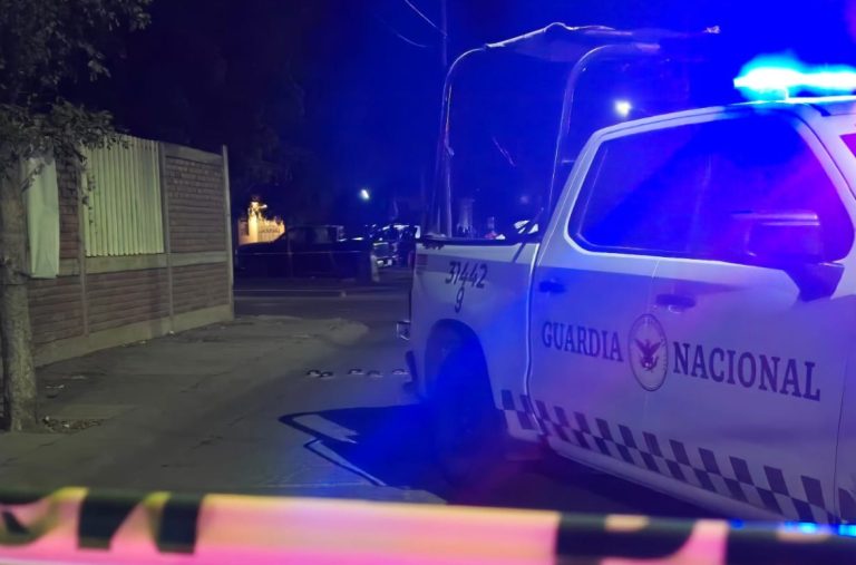 Asesinan a un hombre afuera de una vivienda en Los Huertos