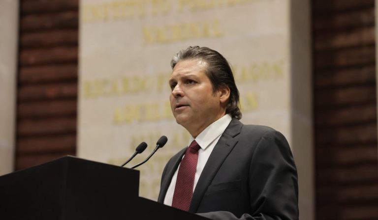Exhíben altas tarifas en casetas de peaje