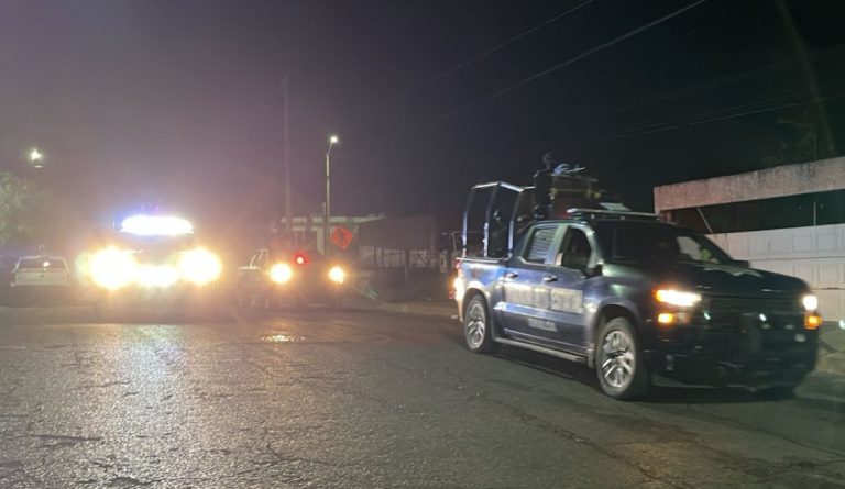 Vandalizan 3 casas; hay 2 detenidos