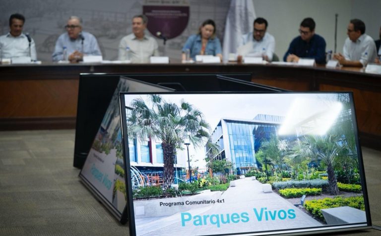Se suma Jesús Vizcarra a la política… pública en Culiacán