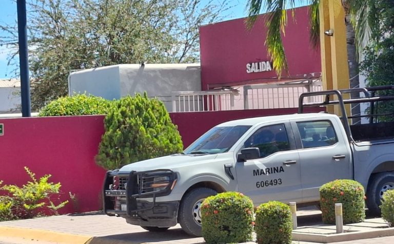 Privan de la libertad a 2 en motel de Culiacán