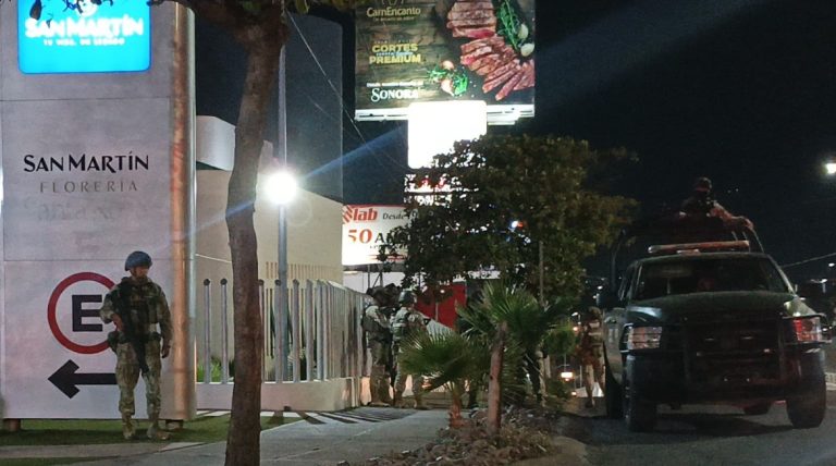 Deja 2 heridos ataque al exterior de funeraria en Culiacán
