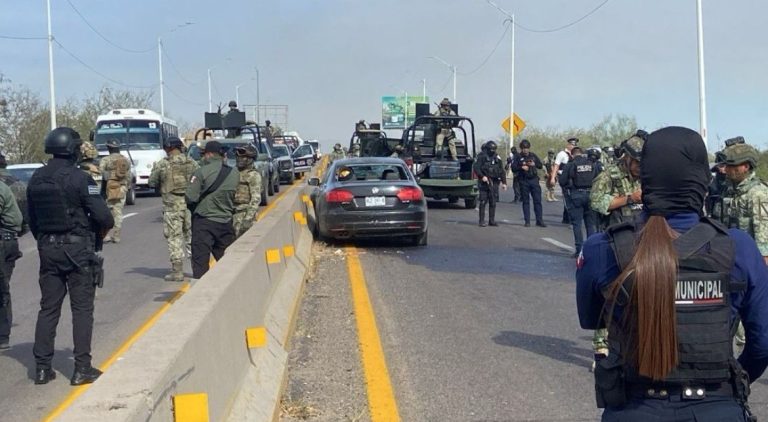 Ejecutan a policía de Tránsito frente a plaza comercial