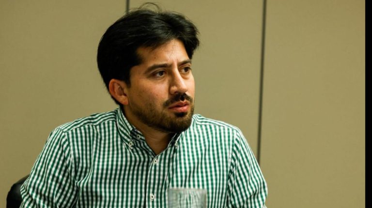Deja López Campos Sebides; suple a Inzunza en el Senado