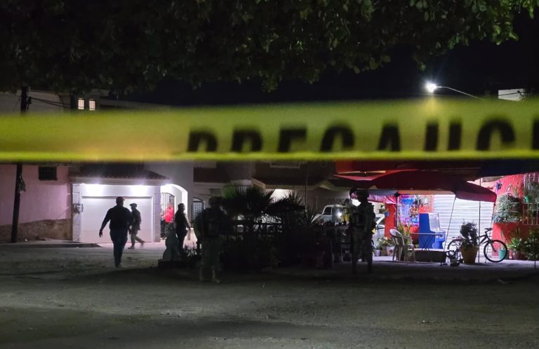 Atacan abarrote: mueren 2 mujeres; hay 3 heridos