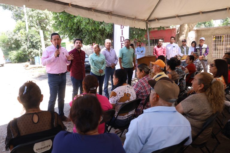 Rescata gobierno drenaje sanitario en Villa Juárez, Navolato