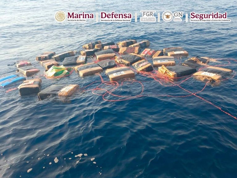 Aseguran más de dos toneladas de cocaína frente a costas de Oaxaca