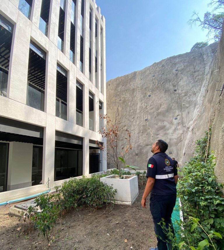 Descartan heridos y daños tras sismo en Oaxaca