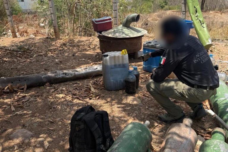 Aseguran objetos para elaborar drogas sintéticas en la Progreso