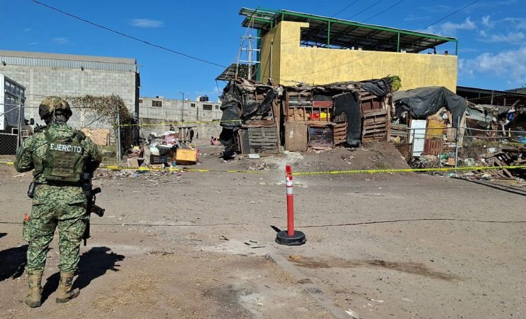 Localizan en invasión una mujer y un hombre sin vida