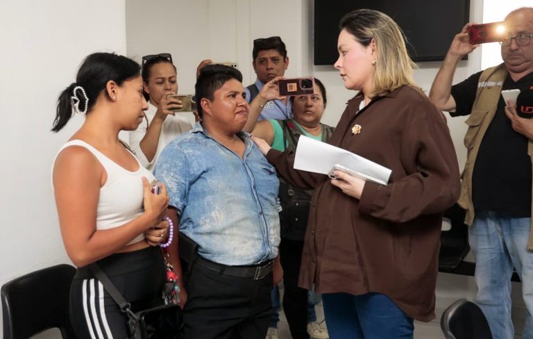 Anuncia gobernadora más federales para Escuinapa