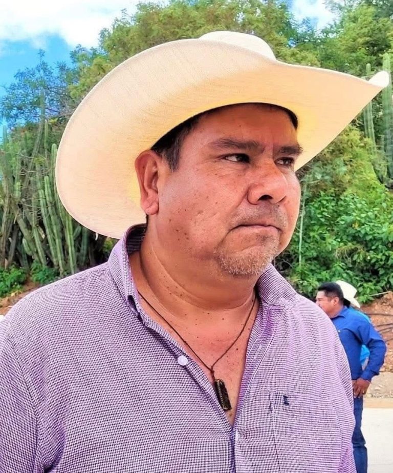 Ejecuta comando a alcalde en su domicilio en Oaxaca