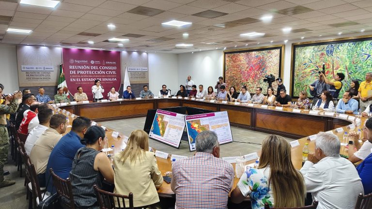 Instalan comando; revisan riesgos por lluvias y ciclones