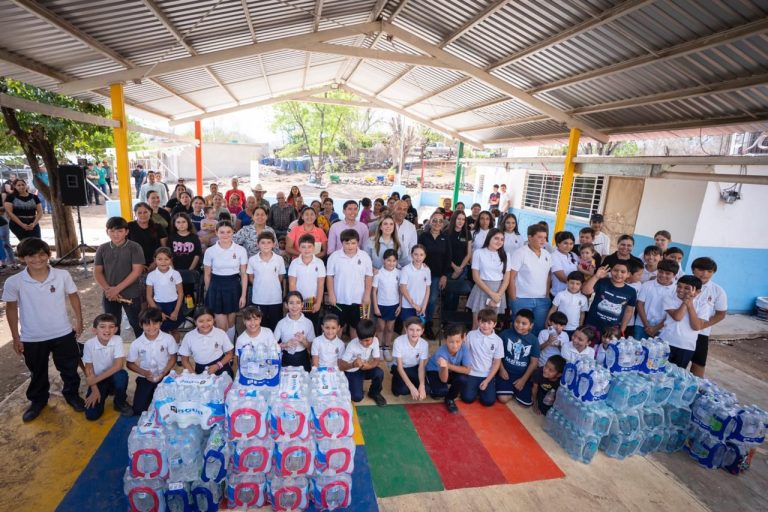 Llevan agua a Sanalona por sequía