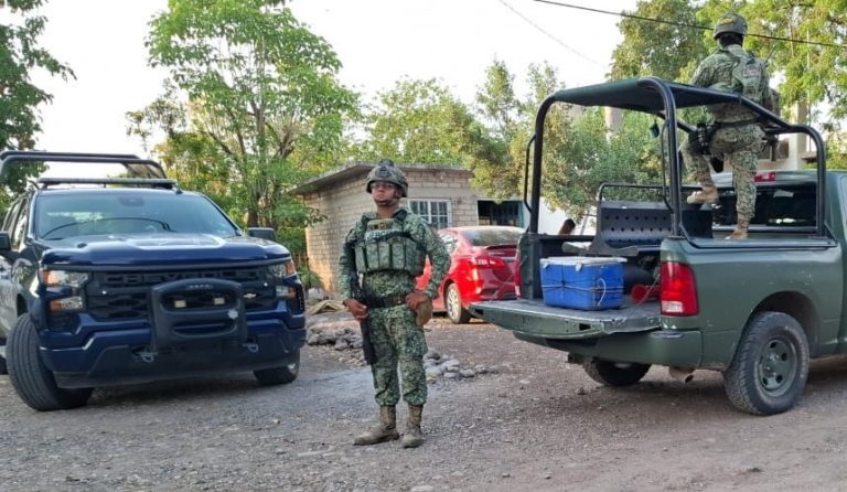 Lo encuentran muerto en una llantera; tenía un disparo