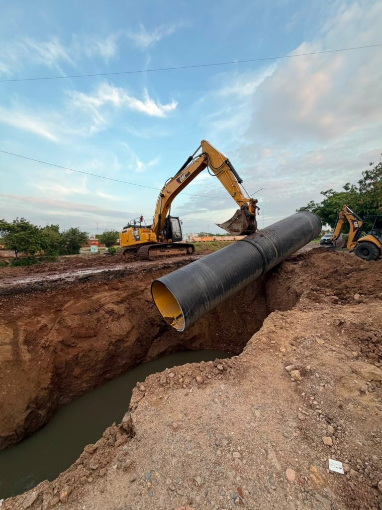 Continuará cerrada la avenida Federalismo por socavón
