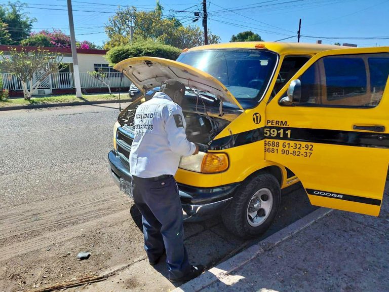 ‘Esculcan’ seguros vigentes, llantas, frenos… por regreso a clases