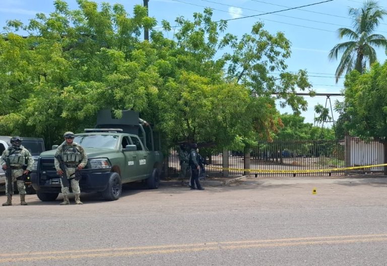 Lo ejecutan en dren en Villa Juárez, Navolato